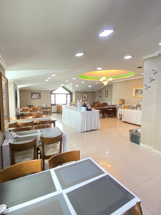 Hotel Kent Ani คาร์ส ภายนอก รูปภาพ